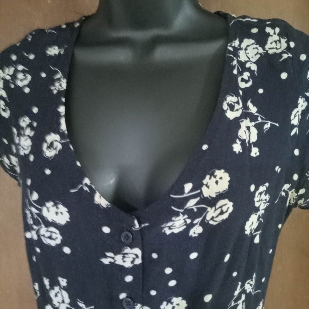 Floral Button Down Mini Dress - Picture 5 of 7